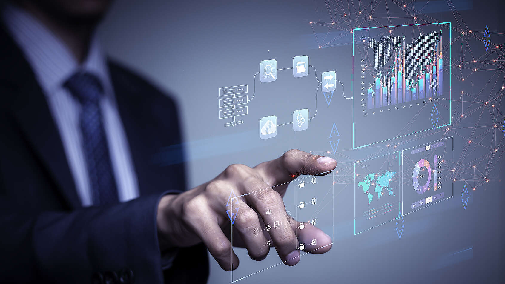 Ein Geschäftsmann im Anzug interagiert mit einer futuristischen holografischen Schnittstelle, die Finanzdiagramme und globale Datenkarten anzeigt und so fortschrittliche Technologie in der Geschäftsanalyse symbolisiert.